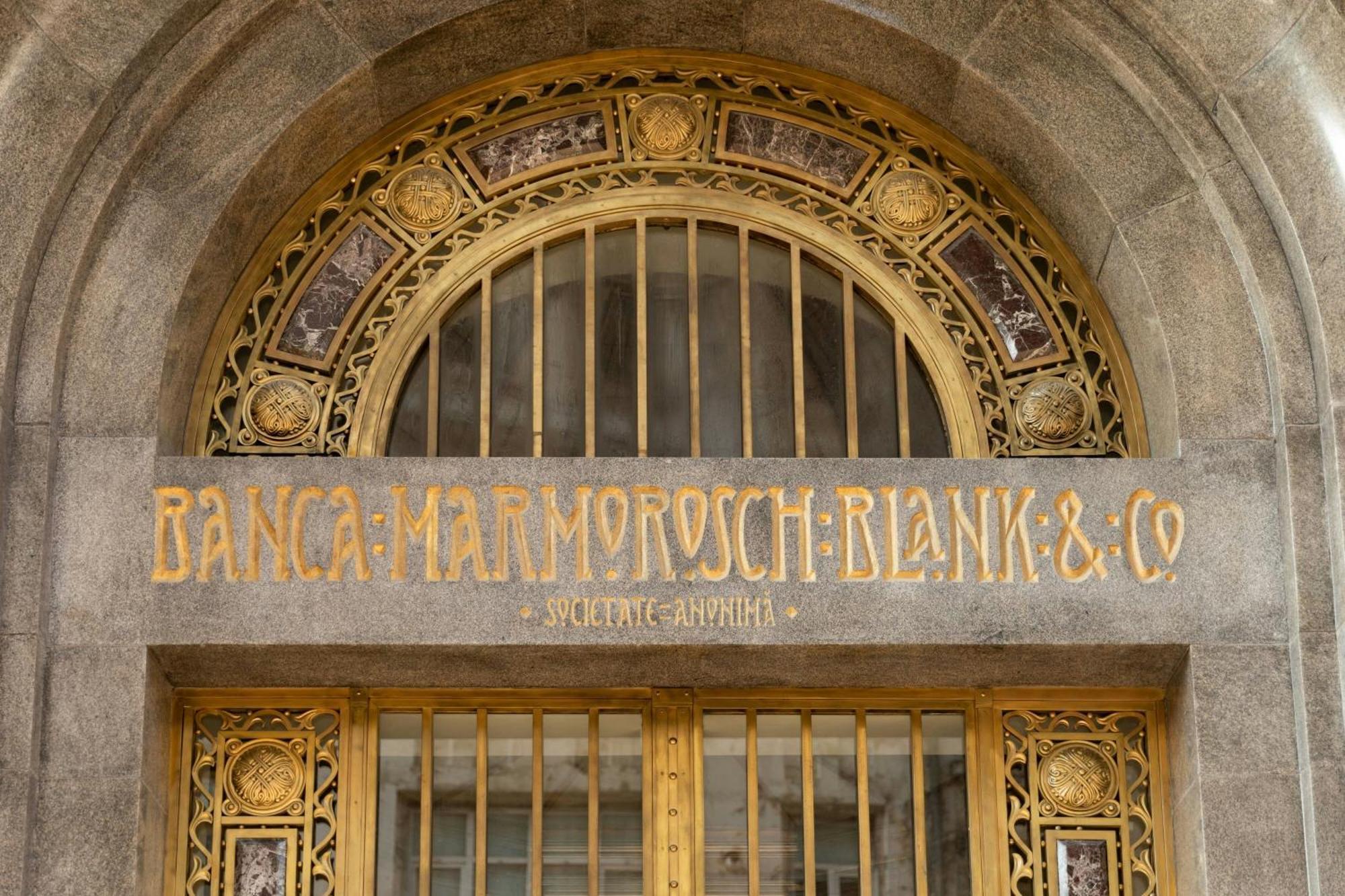 The Marmorosch Bucharest, Autograph Collection Hotel Luaran gambar The main entrance of the bank